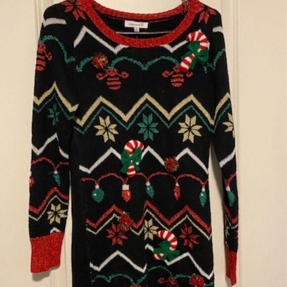 Christmas Sweater - Picture 4 of 12